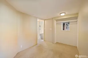120 N 80th St, Seattle, WA 98103 - Photo 17