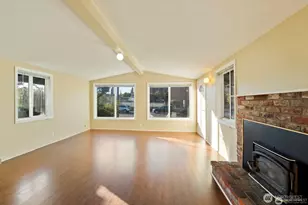 120 N 80th St, Seattle, WA 98103 - Photo 15
