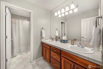 3723 Lincoln Court NE, Renton, WA 98056 - Photo 23