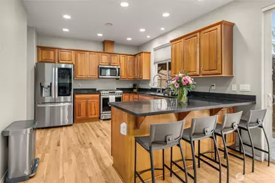 3723 Lincoln Court NE, Renton, WA 98056 - Photo 7