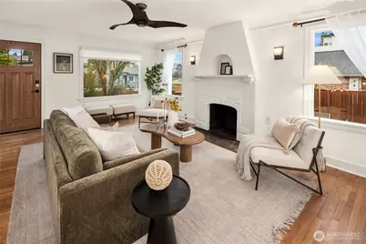 915 N 92nd Street, Seattle, WA 98103 - Photo 5