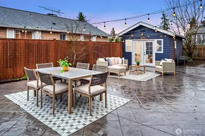 915 N 92nd Street, Seattle, WA 98103 - Photo 23