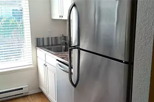 12602 NE 118th St, Kirkland, WA 98034 - Photo 29