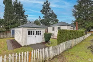 9752 Evanston Ave N, Seattle, WA 98103 - Photo 19