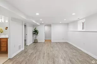 9752 Evanston Ave N, Seattle, WA 98103 - Photo 13