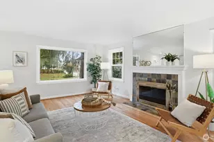 9752 Evanston Ave N, Seattle, WA 98103 - Photo 3