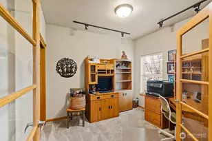 705 Kachess Ln, Zillah, WA 98953 - Photo 7