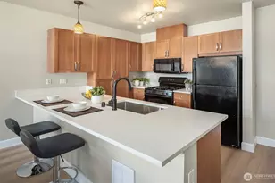 1840 25th Ave NE, Issaquah, WA 98029 - Photo 5