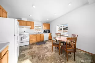 565 Boyd Loop Rd, Manson, WA 98831 - Photo 5