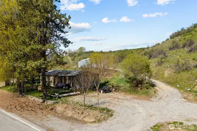 762 Boyd Loop Road, Manson, WA 98831 - Photo 1