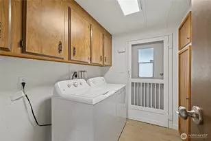 2725 E Fir St, Mount Vernon, WA 98273 - Photo 19