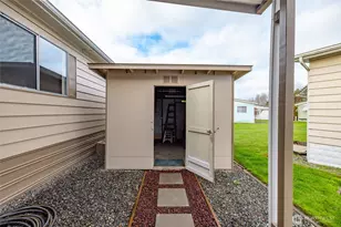 2725 E Fir St, Mount Vernon, WA 98273 - Photo 31