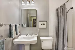 5810 Cowen Pl NE, Seattle, WA 98105 - Photo 23