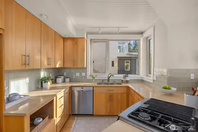 123 Bjune Drive #201, Bainbridge Island, WA 98110 - Photo 13