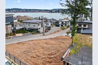 8329 NE Juanita Drive, Kirkland, WA 98034 - Photo 33