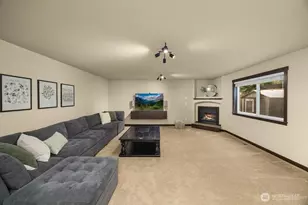 424 Barry Loop, Mount Vernon, WA 98274 - Photo 5