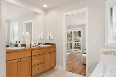 1809 Martin Luther King Jr Way, Seattle, WA 98122 - Photo 33