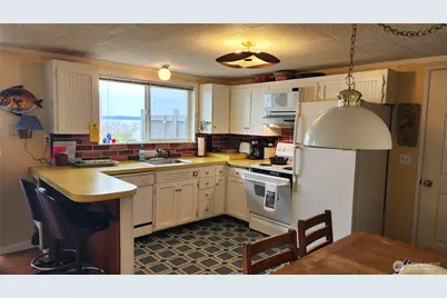 176 Driftwood Shores Road, Camano Island, WA 98282 - Photo 15