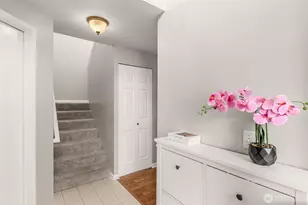 24230 SE 44th St, Sammamish, WA 98029 - Photo 5