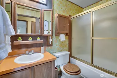 2005 Camas Court SE, Renton, WA 98055 - Photo 21