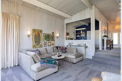 3510 W Commodore Way, Seattle, WA 98199 - Photo 7