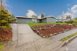 318 E 28th St, Bremerton, WA 98310 - Photo 37
