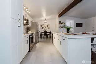 318 E 28th St, Bremerton, WA 98310 - Photo 11