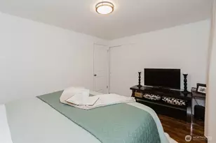 318 E 28th St, Bremerton, WA 98310 - Photo 21