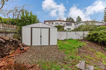 318 E 28th Street, Bremerton, WA 98310 - Photo 33