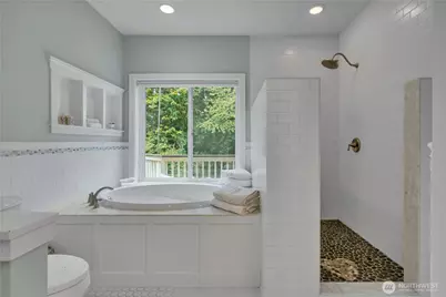 9948 184th Avenue NE, Redmond, WA 98052 - Photo 11