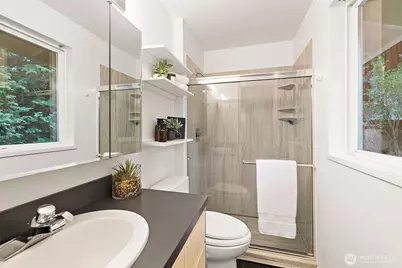 2009 Dayton Drive SE, Renton, WA 98055 - Photo 7