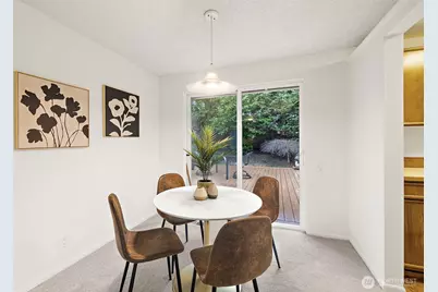 2009 Dayton Drive SE, Renton, WA 98055 - Photo 5