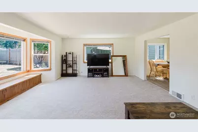 143 Dora Avenue, Bremerton, WA 98312 - Photo 9