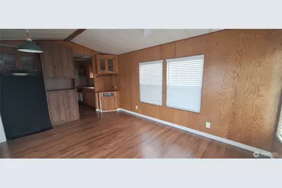 2400 Donovan Avenue #16, Bellingham, WA 98225 - Photo 5