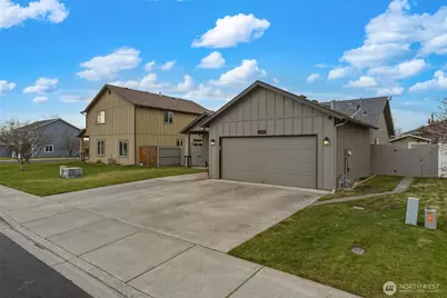 1242 SE Falbo Drive, College Place, WA 99324 - Photo 33