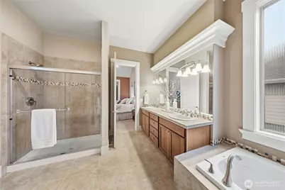 8828 129th Avenue SE, Newcastle, WA 98056 - Photo 23