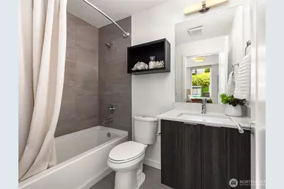 1918 5th Avenue N #B, Seattle, WA 98109 - Photo 21