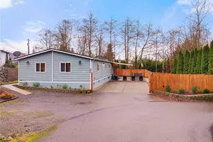 10701 Holly Dr, Everett, WA 98204 - Photo 39