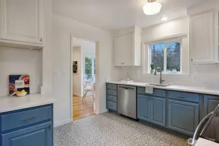 7357 12th Ave NW, Seattle, WA 98117 - Photo 11