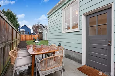 7357 12th Avenue NW, Seattle, WA 98117 - Photo 21