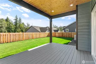 2832 Hazelwood Dr, Blaine, WA 98230 - Photo 37