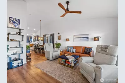 179 NW 12th Court, Oak Harbor, WA 98277 - Photo 5