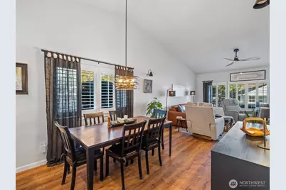 179 NW 12th Court, Oak Harbor, WA 98277 - Photo 9