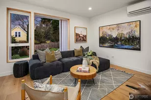 1810 E Mercer St, Seattle, WA 98112 - Photo 3