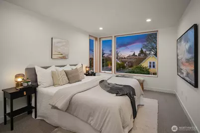 1810 E Mercer Street, Seattle, WA 98112 - Photo 13