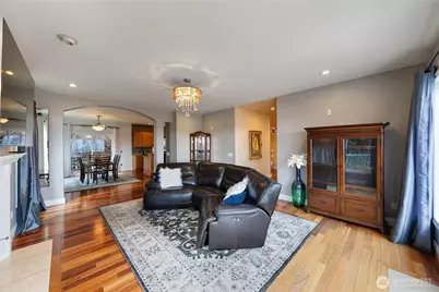 865 Burlington Heights Drive, Burlington, WA 98233 - Photo 11