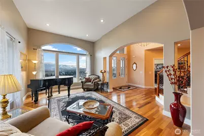 865 Burlington Heights Drive, Burlington, WA 98233 - Photo 5