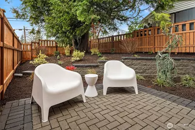 10809 NE 60th Street, Kirkland, WA 98033 - Photo 11