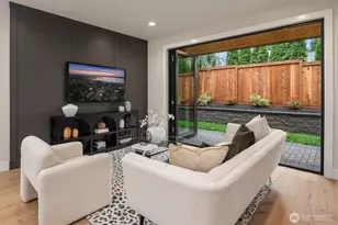 10809 NE 60th St, Kirkland, WA 98033 - Photo 3