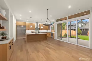 13117 NE 104th St, Kirkland, WA 98033 - Photo 9